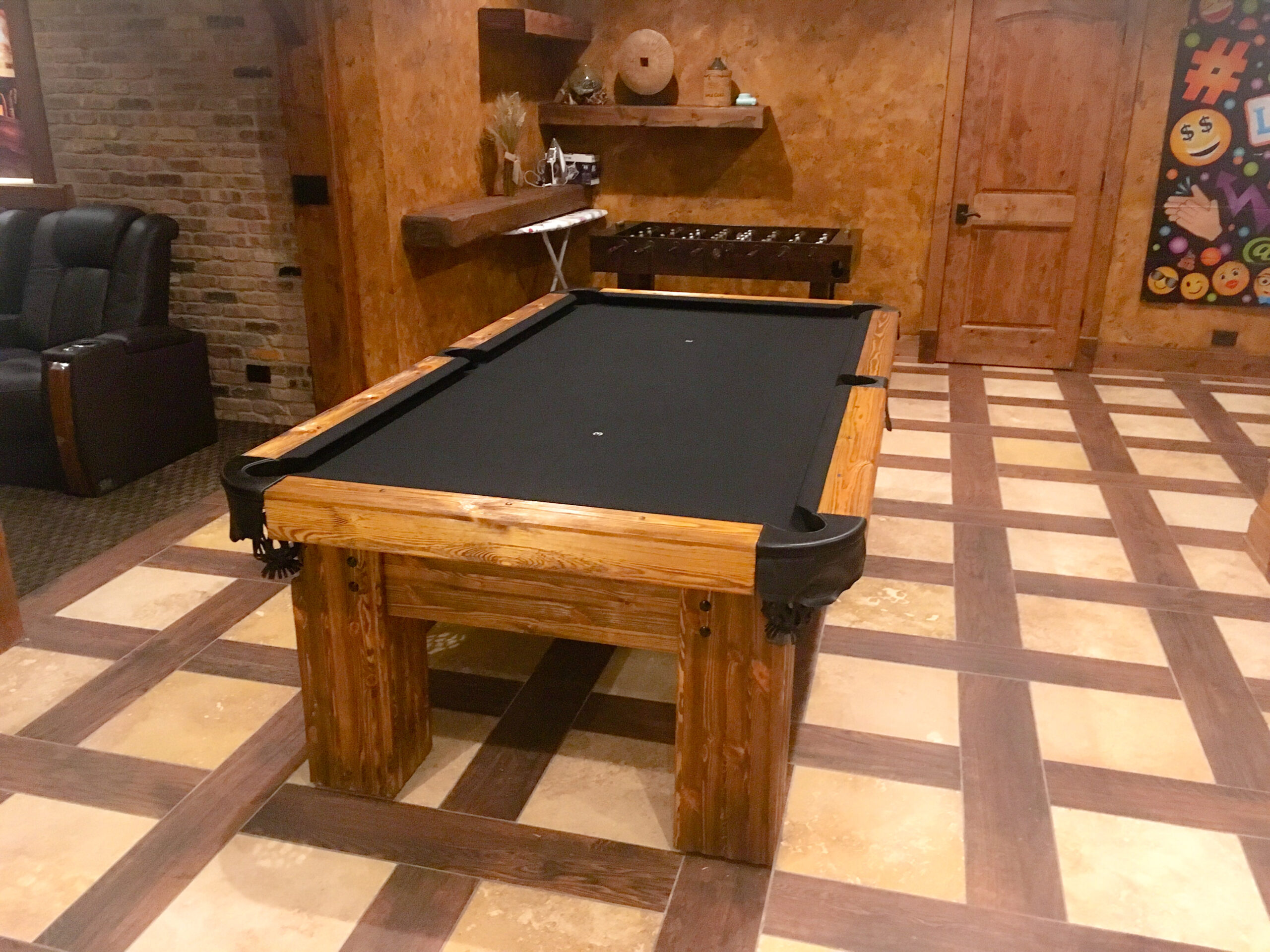 Rustic Barnwood Timber Lodge Pool Table w/premium Billiard Accessories